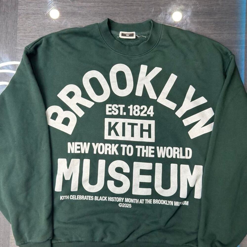 Kith Men's Green Sweatshirt